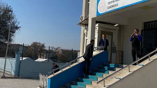 Malatya'da Tevfik Memnune İlkokulu'nda Deprem Haftası etkinlikleri büyük ilgi gördü