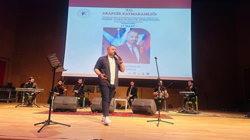 Arapgir'de İstiklalden İstikbale Çanakkale Ruhu ile Müzik Festivali Düzenlendi