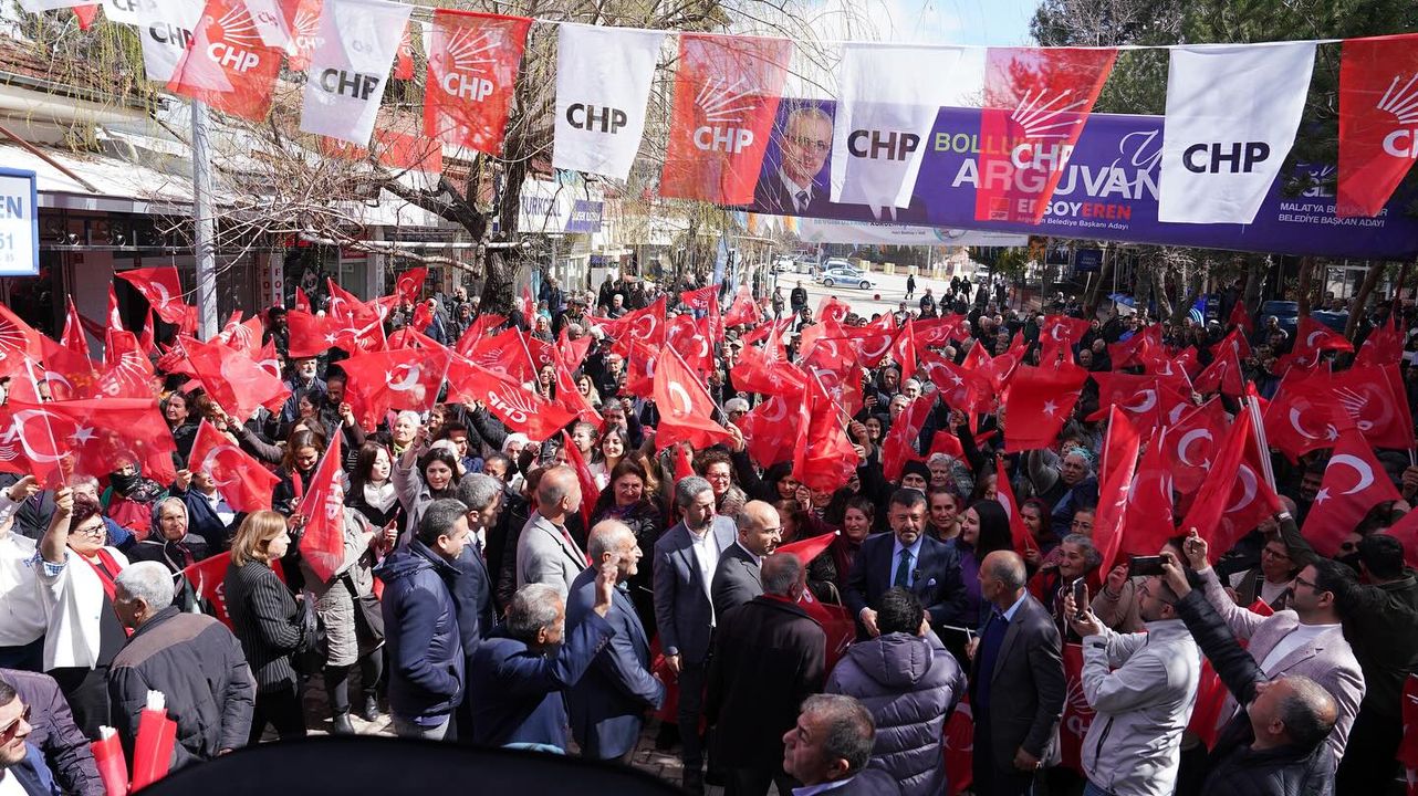 CHP Malatya Büyükşehir Belediye Başkan Adayı Veli Ağbaba, Malatya'da Seçim Çalışmalarına Devam Ediyor