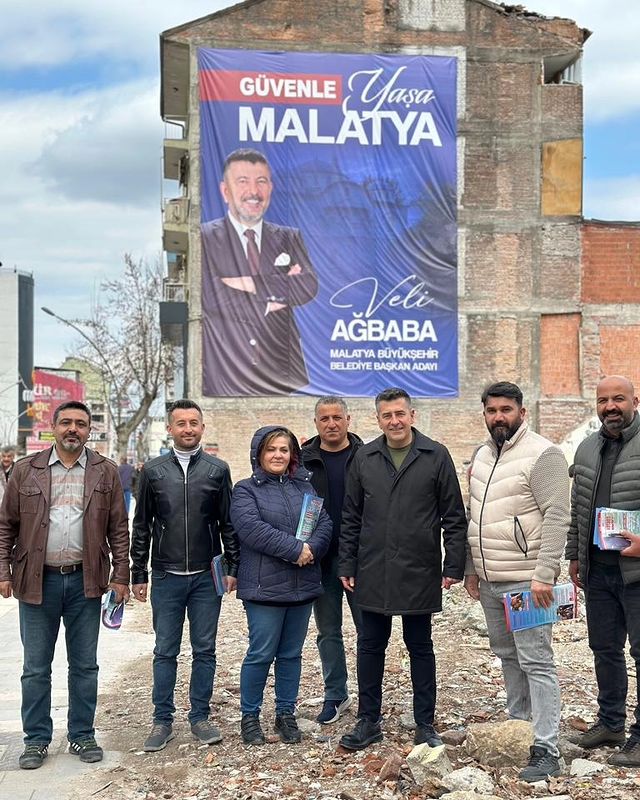 CHP Yeşilyurt Belediye Başkan Adayı Alper Gürsoy, Esnafı Ziyaret Etti ve Projelerini Anlattı!