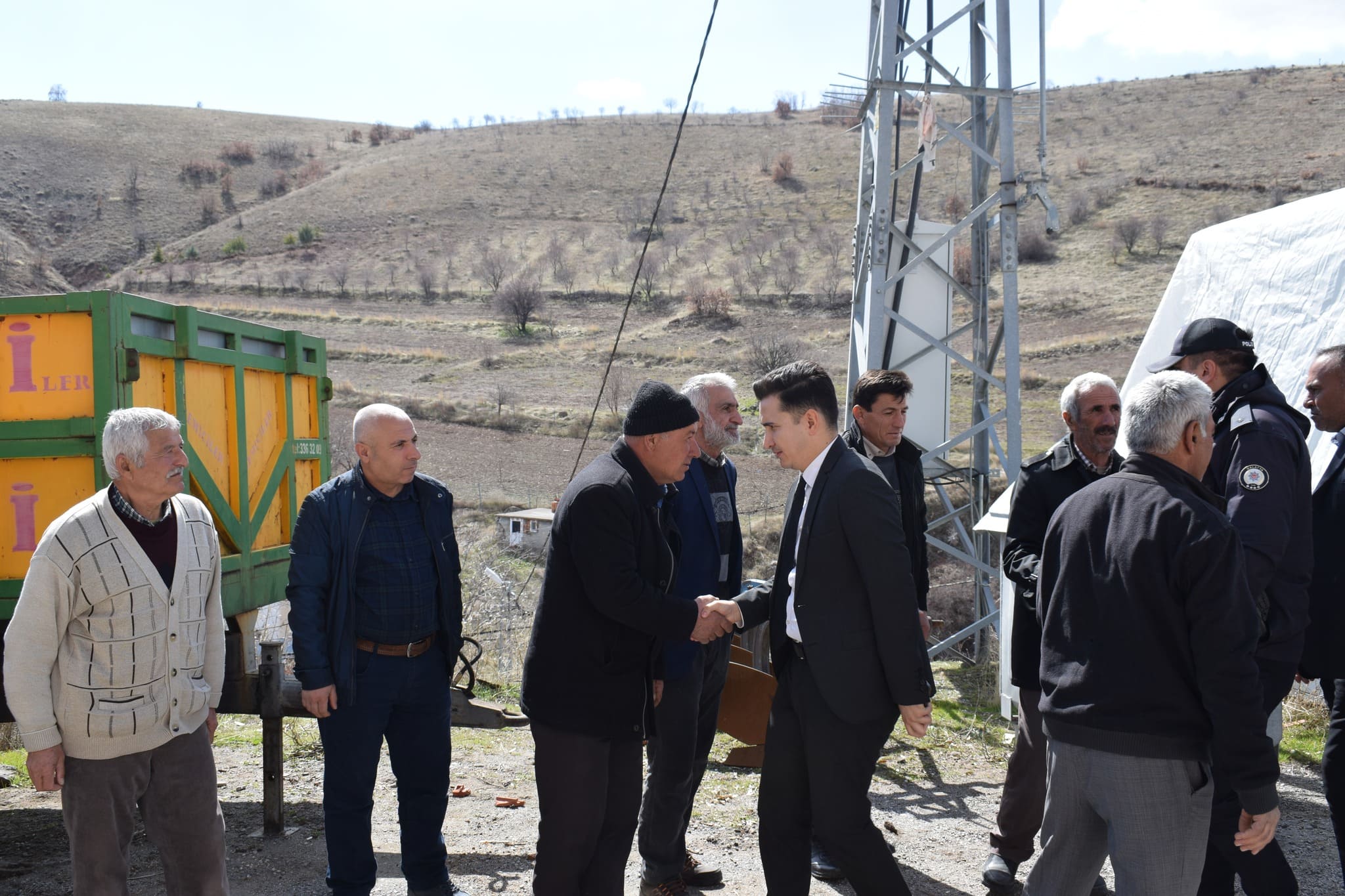 İlçedeki trafik kazasında yaşamını yitiren Turan KILIÇ için mevlit programı düzenlendi, Kaymakam Adem KARATAŞ başsağlığı dileklerini iletti.