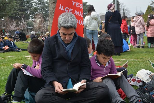 Yeşilyurt ilçesindeki Sümer Park'ta Kütüphaneler Haftası etkinliği düzenlendi