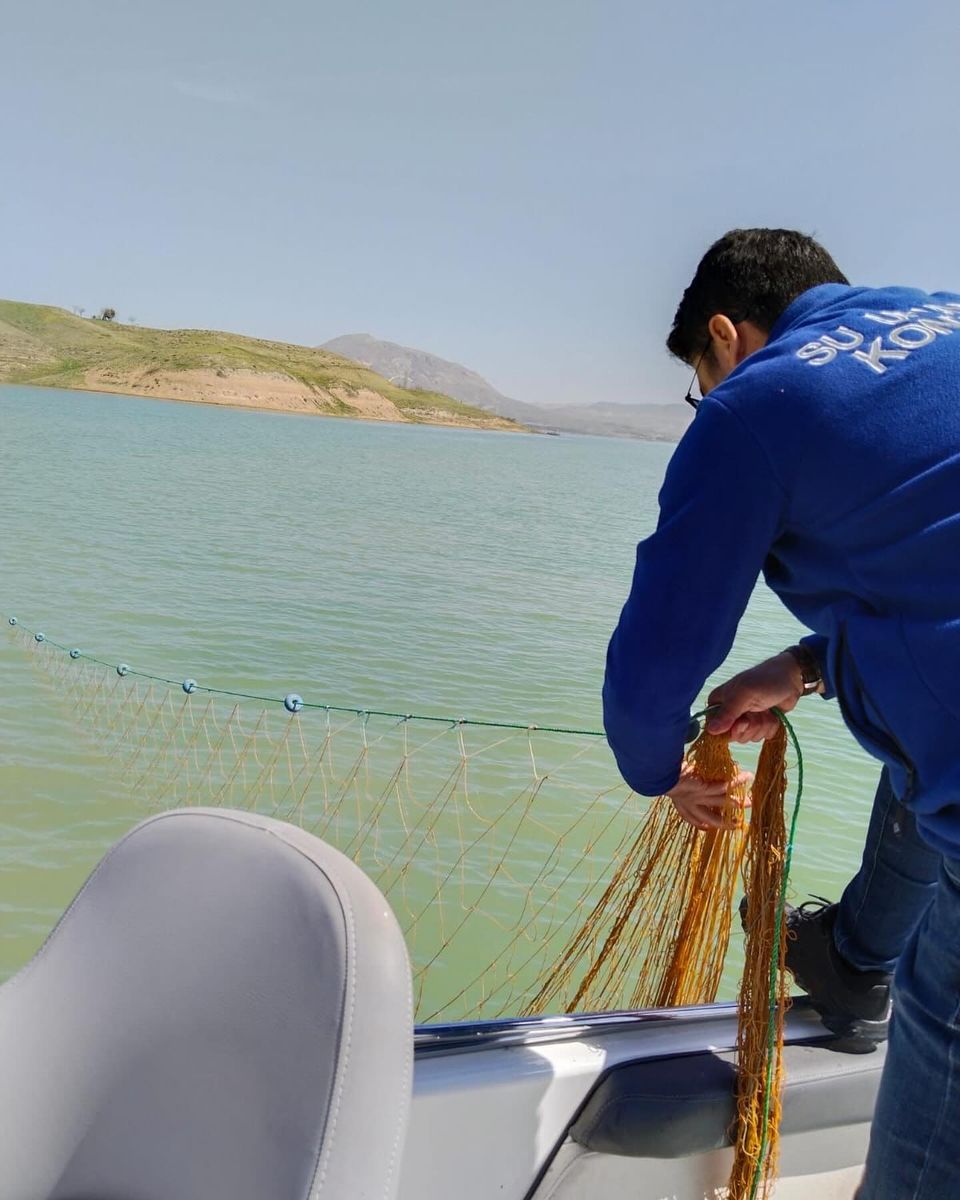 Malatya'da İl Tarım ve Orman Müdürlüğü, su ürünleri av yasağı denetimlerini sıkı tutuyor