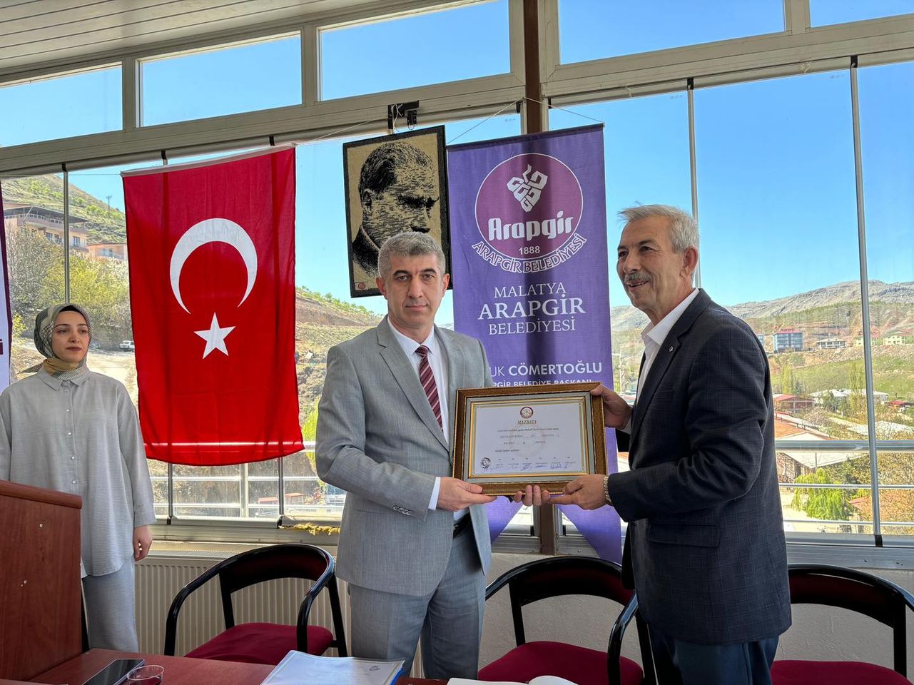 Haluk Cömertoğlu, Arapgir'in ikinci dönem belediye başkanı olarak göreve başladı